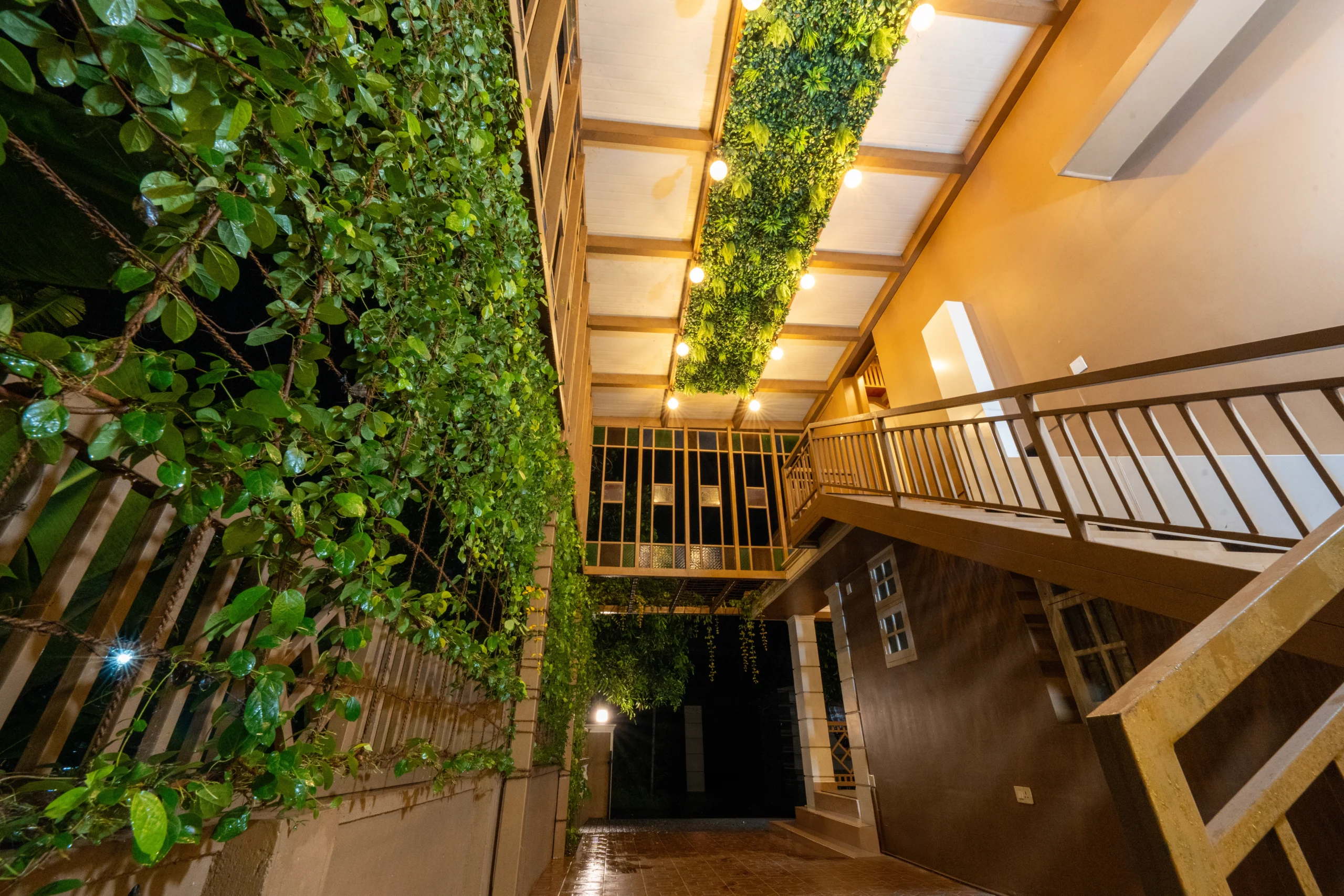 Elegant Architecture & Ambience